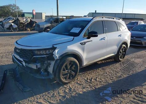 2022 Kia Sorento X-Line S z USA, uszkodzony, nr VIN 5XYRLDLC3NG143859